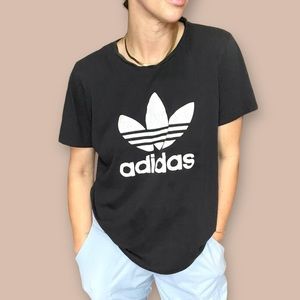 ADIDAS women’s medium oversized super soft and well loved shirt